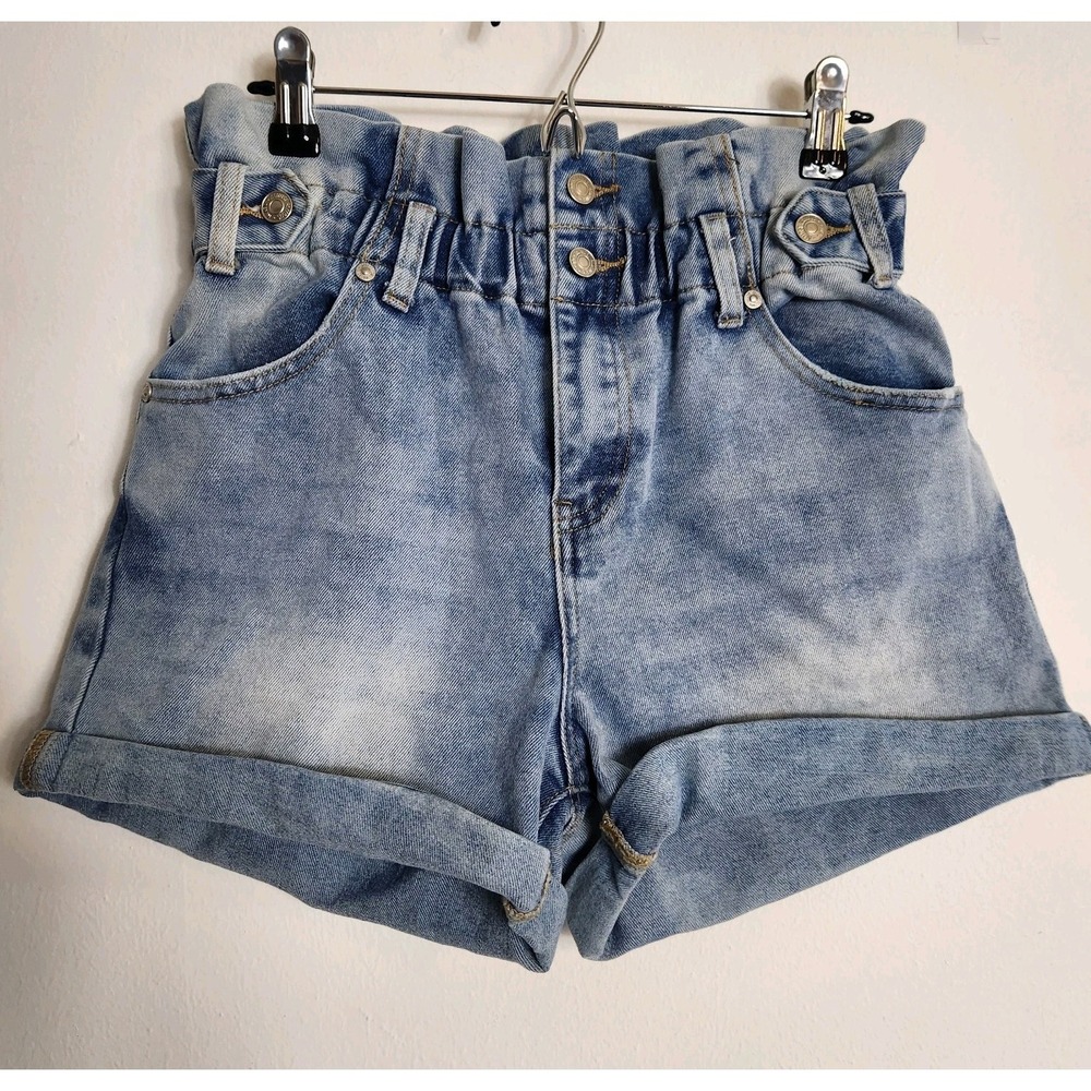 Almost Famous Womens Size Small Paperbag Waist Denim Shorts Light Wash High Rise